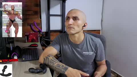 Marck  Independent model  online show from April 6, 4:21 am