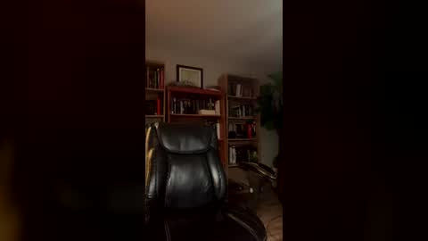 MarcoKnight2026 online show from July 1, 10:35 am