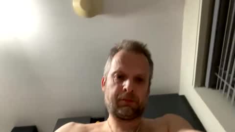 marcosxxx72 online show from December 2, 11:58 pm