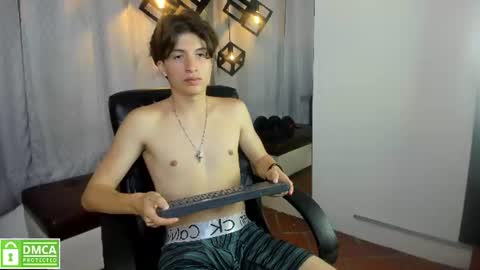 marcoviolet online show from July 15, 8:46 pm