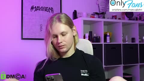 Snapshot of marcusjlahn chatting on September 25, 11:12 pm marcusjlahn online show from September 25, 11:12 pm