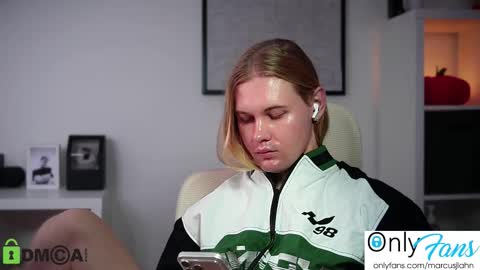 marcusjlahn online show from October 28, 12:22 am