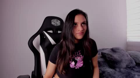 Snapshot of mardybum_ chatting on January 20, 2:14 pm Maria online show from January 20, 2:14 pm