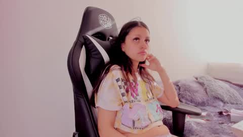 Snapshot of mardybum_ chatting on February 18, 9:09 pm Maria online show from February 18, 9:09 pm