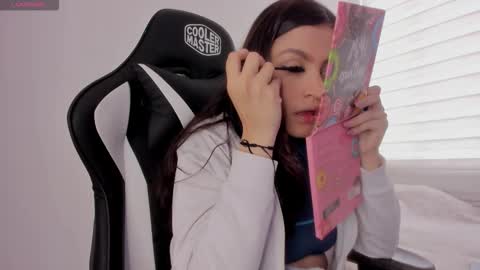 Snapshot of mardybum_ chatting on September 8, 4:39 pm Maria online show from September 8, 4:39 pm