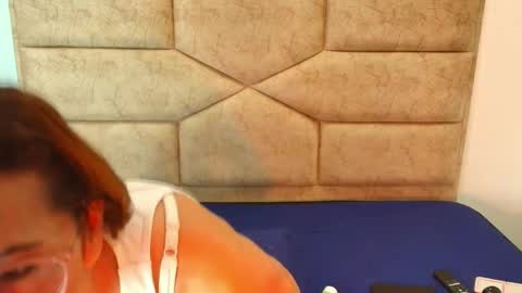 margareth online show from April 4, 1:07 pm