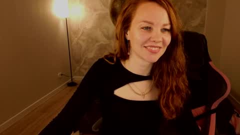 Margo Kellly online show from May 7, 1:34 am