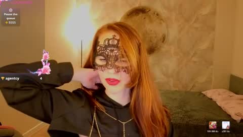 Margo Kellly online show from May 27, 1:57 am