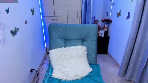 Maria camila online show from March 29, 5:25 pm