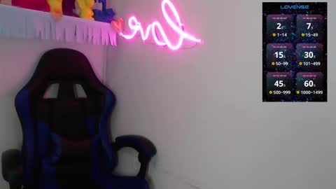 Maria  online show from October 1, 3:00 pm