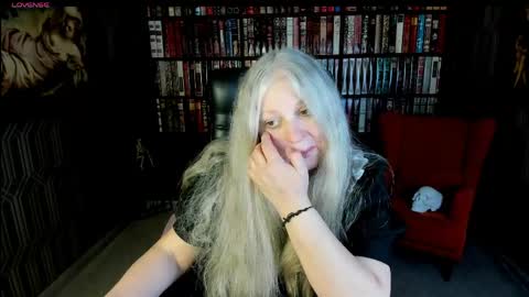 Maria online show from April 11, 12:37 am