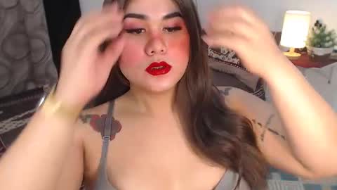 mariafox1126 online show from July 23, 5:38 am