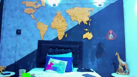 Snapshot of mariam__rossi chatting on September 18, 3:27 pm MARIAM online show from September 18, 3:27 pm