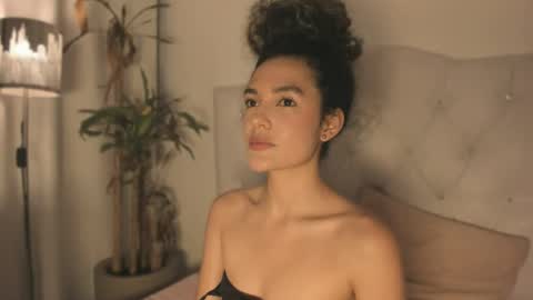 Marian online show from April 15, 9:48 pm