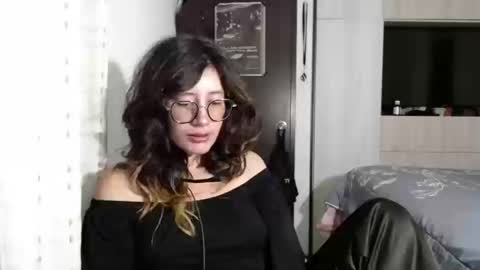 Snapshot of mariana124_ chatting on September 19, 1:32 am Mariana online show from September 19, 1:32 am