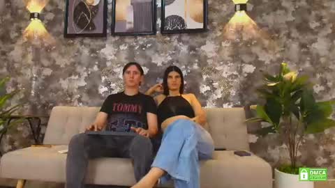 Mariana and Ronny online show from June 19, 4:40 am