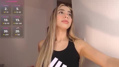 Mariana online show from November 5, 9:39 pm