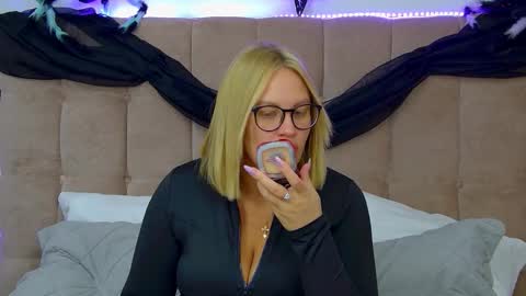 Maria online show from October 30, 7:09 am