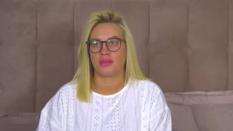 Maria online show from March 21, 7:07 pm