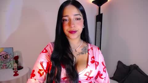 Nicolle online show from November 10, 2:36 am