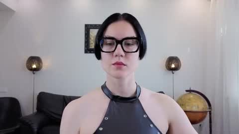 Marie Fitch online show from July 8, 4:05 am