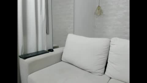 marie_luuu online show from January 21, 6:11 am