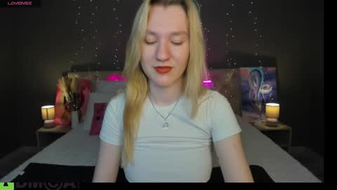 mariel_brown online show from October 23, 9:44 am