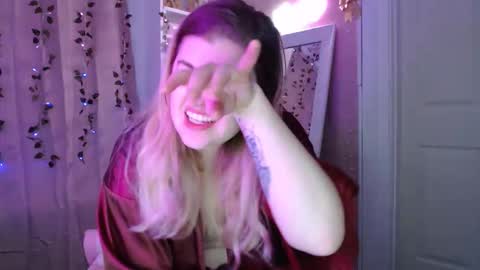 marigoldrue online show from March 6, 4:11 am