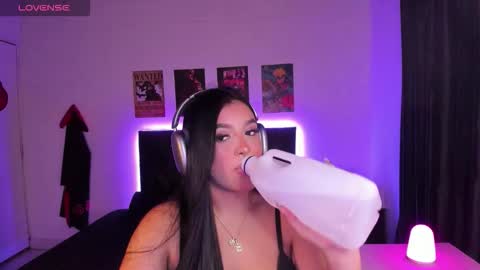 Mariana Hasper online show from November 7, 7:00 am