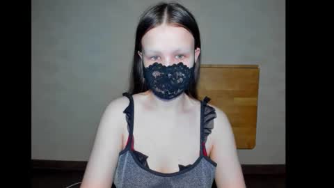 Snapshot of marilyn_mans0n chatting on October 19, 7:18 pm Dita online show from October 19, 7:18 pm