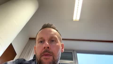 Mark online show from November 25, 11:20 am