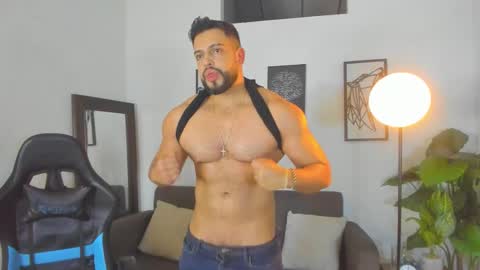 mark_x23 online show from January 11, 3:56 am