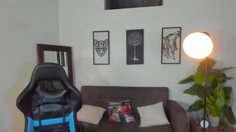 mark_x23 online show from February 27, 4:05 am