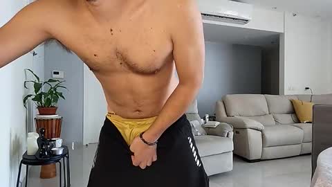 markkonte online show from November 23, 8:23 am