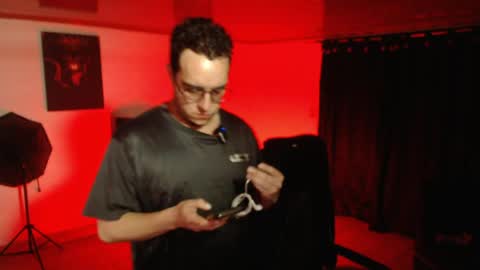 Mark Switch online show from April 6, 3:04 am