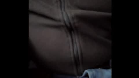 Snapshot of markus81xxx chatting on February 13, 3:45 pm markus81xxx online show from February 13, 3:45 pm