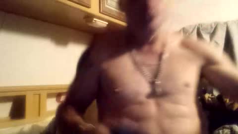 markymark101825061 online show from December 16, 8:09 am