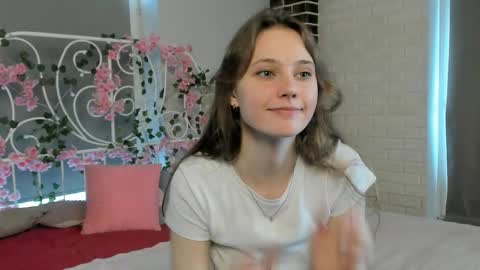 Andriella online show from March 24, 10:10 am