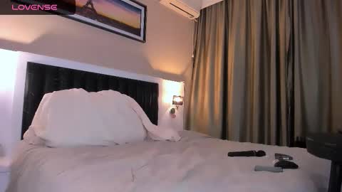 -- Mari -- online show from February 13, 1:58 pm