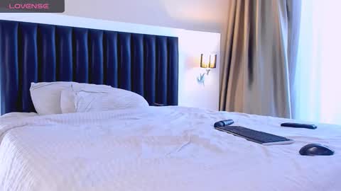 Mari online show from November 25, 7:07 am