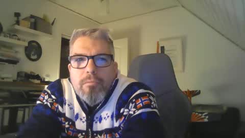 marriedcock1980 online show from January 17, 6:57 am