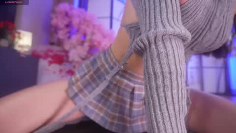 Mary online show from April 29, 2:49 am