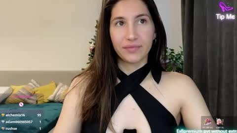 marrycolins online show from December 17, 3:46 am