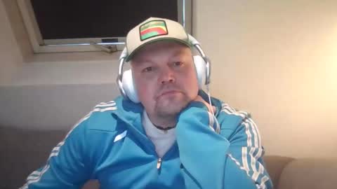 mars0481 online show from February 17, 1:10 pm