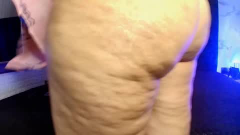 marscarlett online show from January 7, 5:29 pm