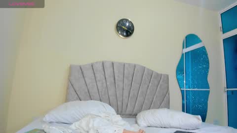 Mar Smith online show from December 19, 4:41 am