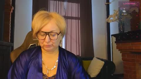 marta_wils online show from October 24, 3:51 am