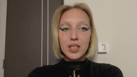 Ultimate Goddess online show from April 9, 9:26 am