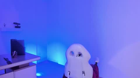   MARTINA   online show from November 5, 12:51 pm