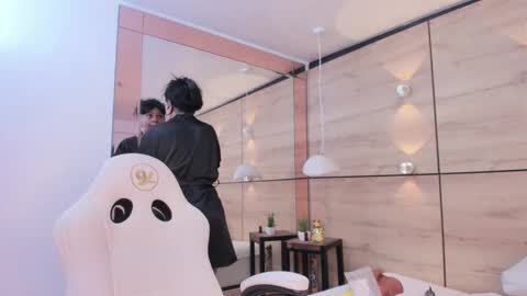 martina touss  online show from October 24, 12:17 pm